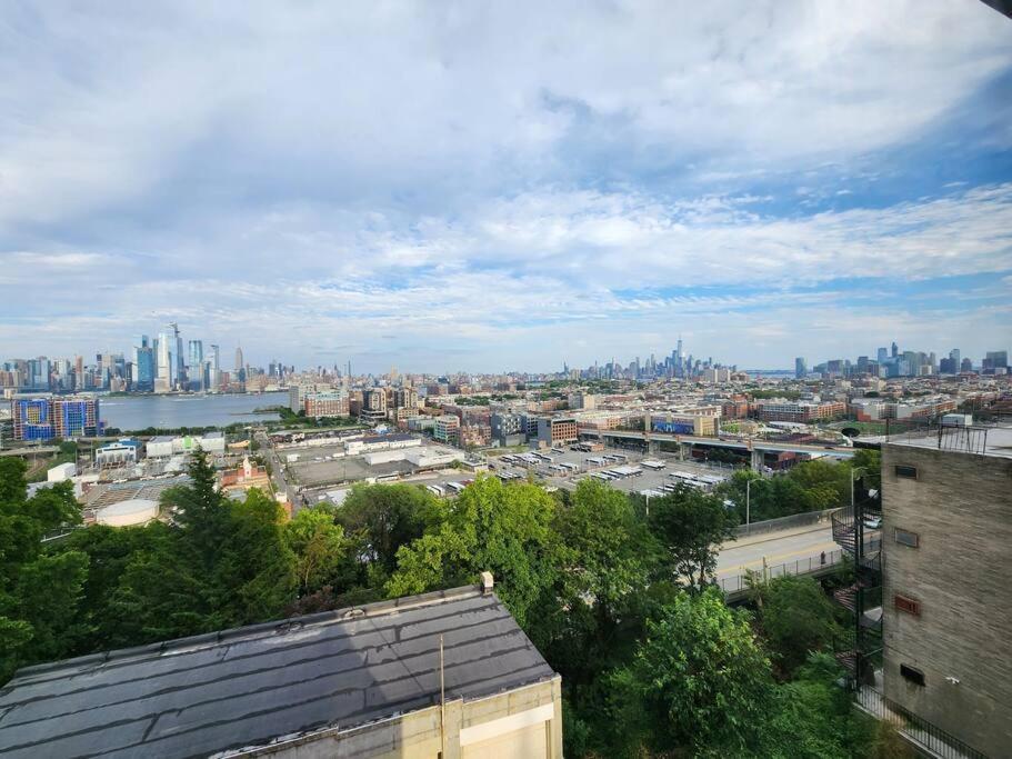 Elegant 2 Bed Gem! Mins From Nyc Apartment Union City Exterior foto
